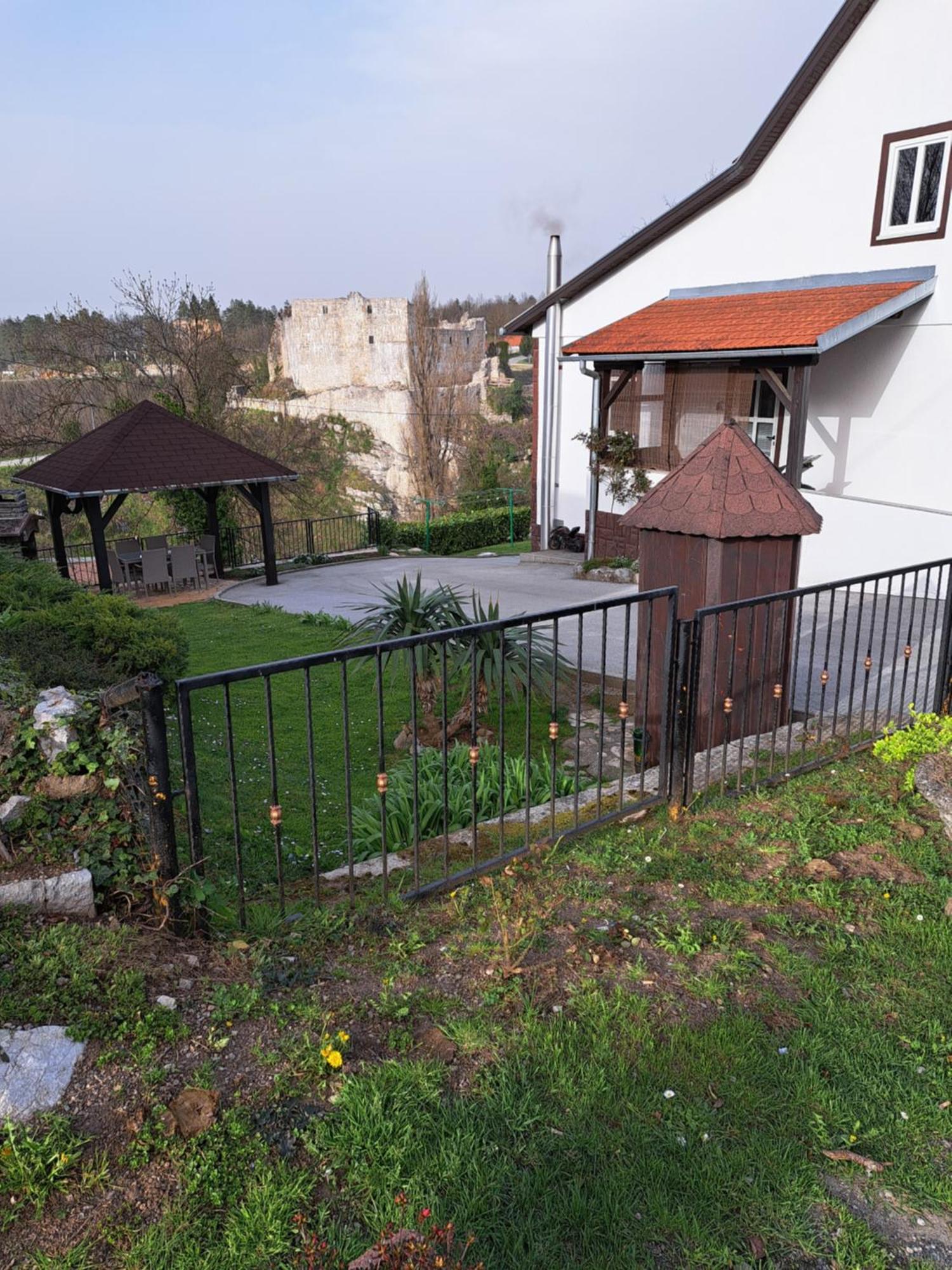 Rooms Modrusan Слунь Екстер'єр фото