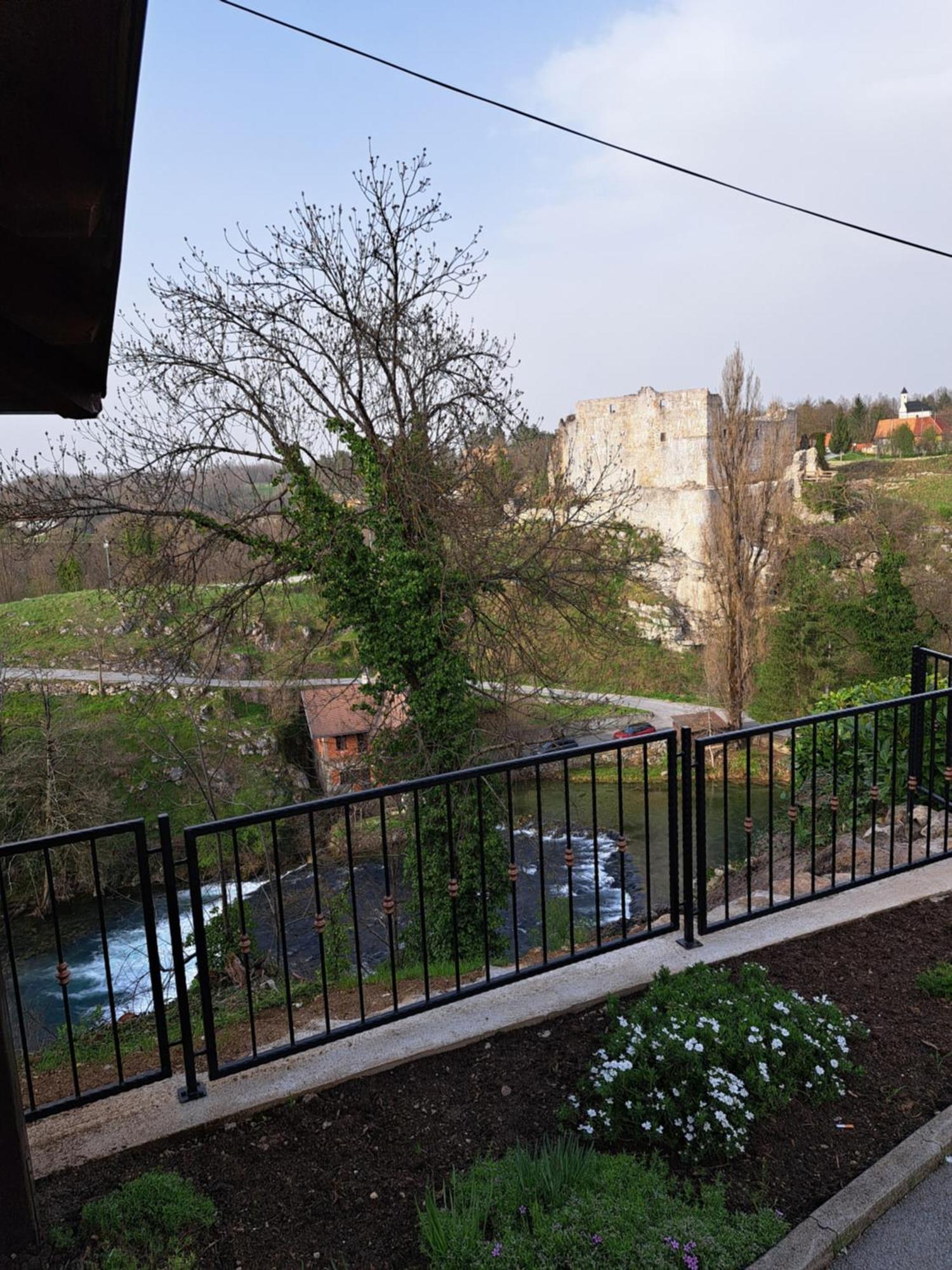 Rooms Modrusan Слунь Екстер'єр фото