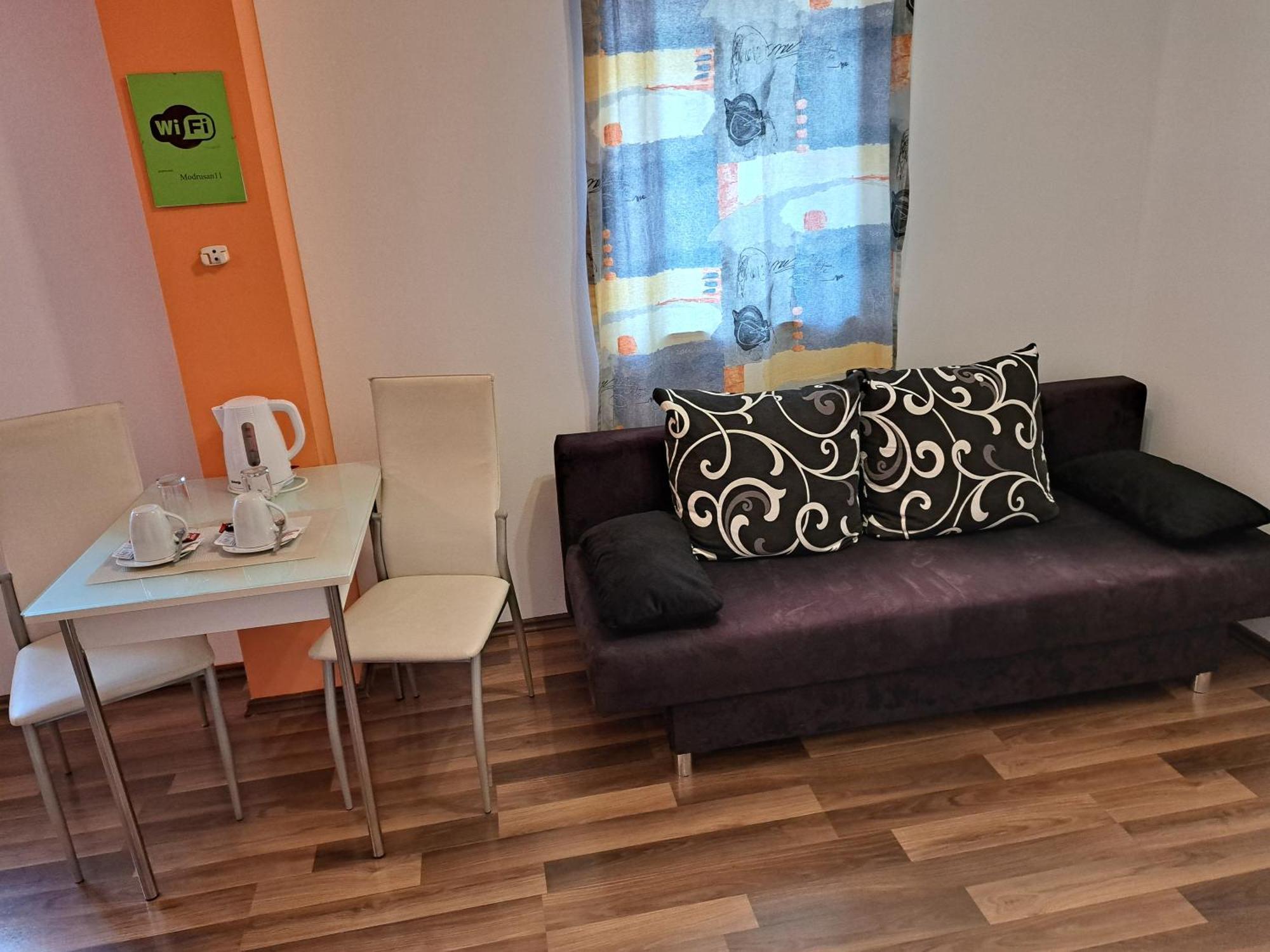 Rooms Modrusan Слунь Екстер'єр фото